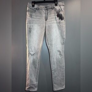 Chico’s Platinum Jegging Gray Embellished Skinny Jeans Floral